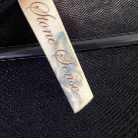 Black v neck tunic - Picture 3 of 3